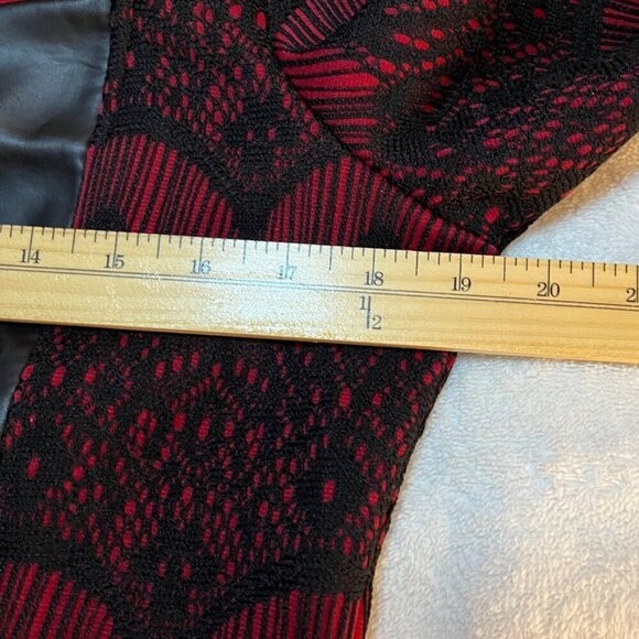 VENUS  Top  Zip up  Red  Black Lace Overlay  Black Vegan Leather Size L - Picture 10 of 14
